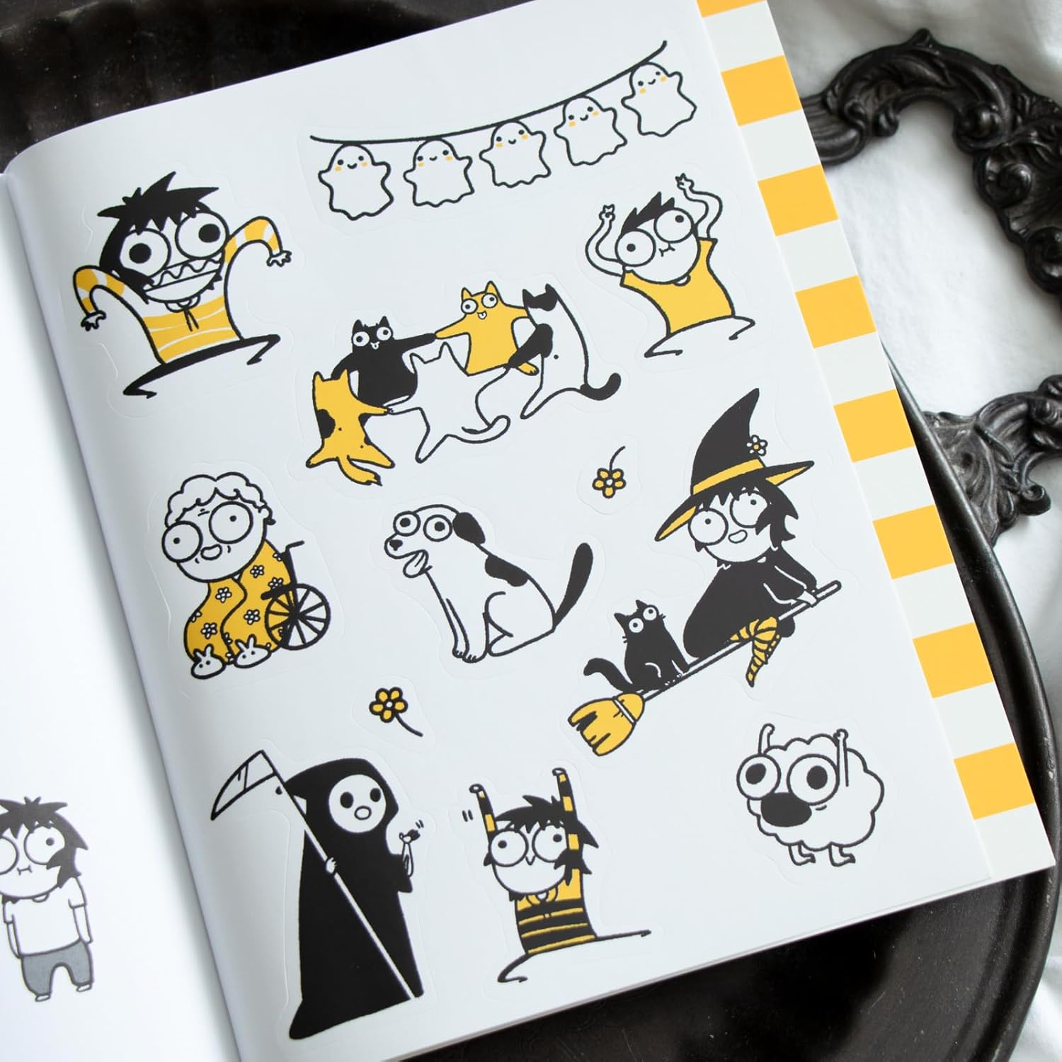 Oddball by Sarah Andersen – book cover