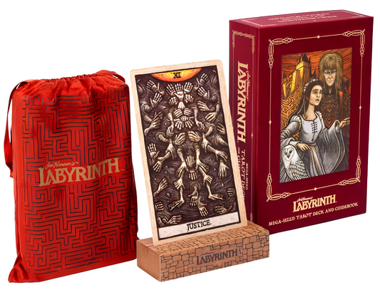 Mega-Sized Tarot: Labyrinth Tarot Deck And Guidebook