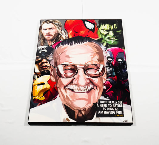 Stan Lee With Team Heroes Large Pop Art (30X40)