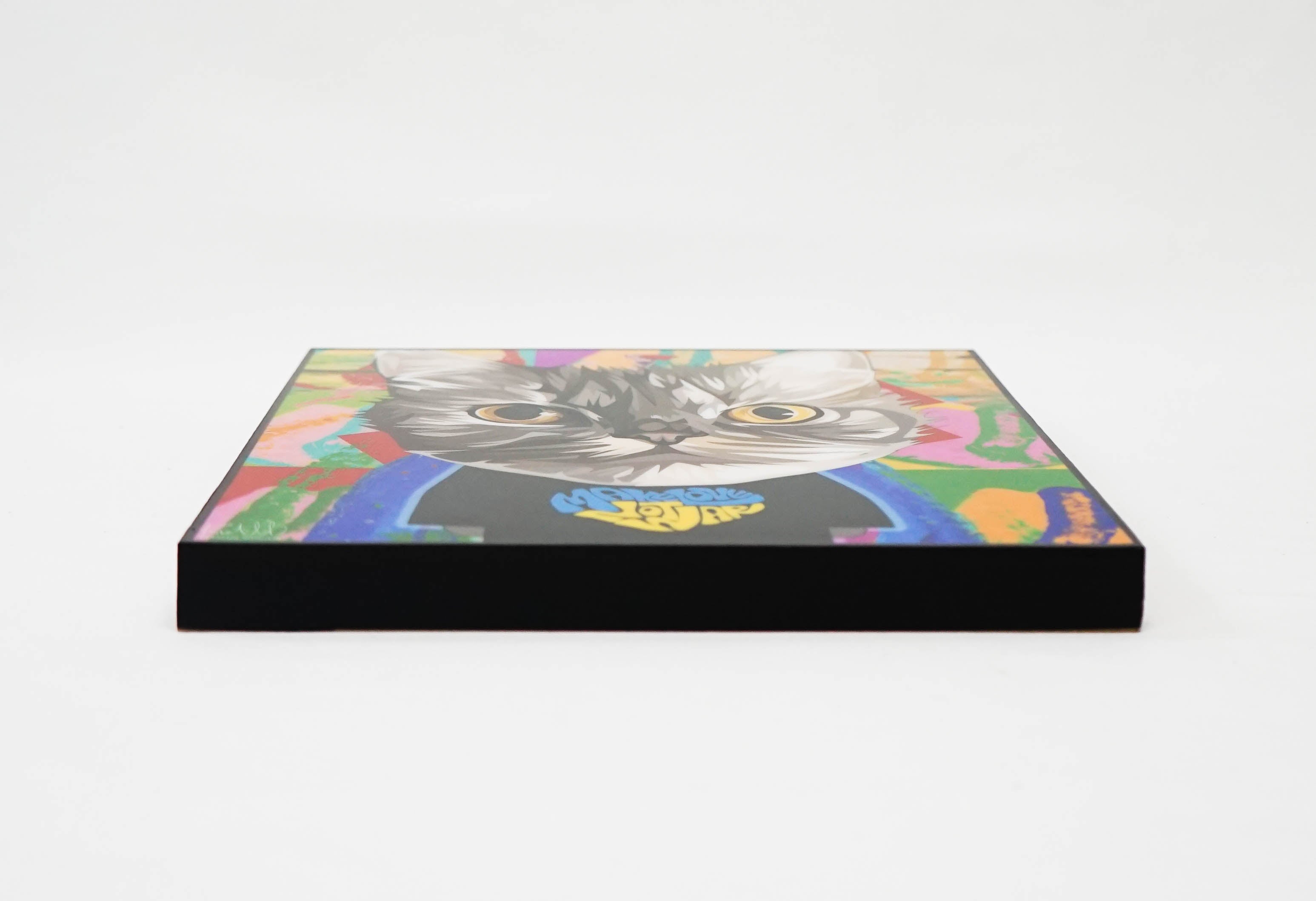 Translation missing: en.sections.featured_product.gallery_thumbnail_alt
