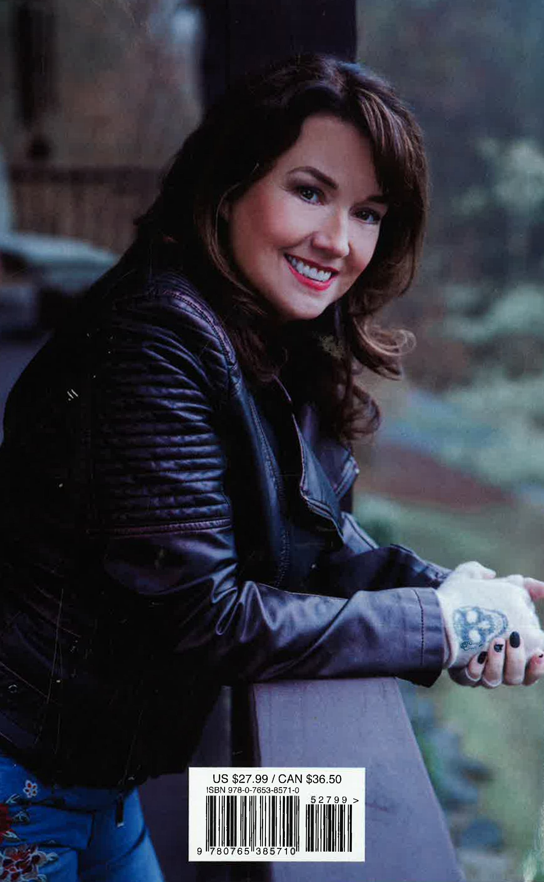 Translation missing: en.sections.featured_product.gallery_thumbnail_alt
