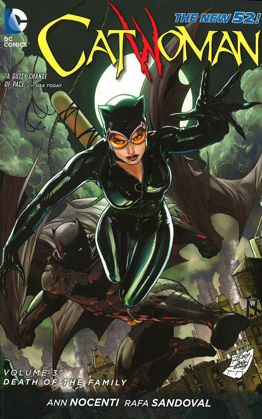 Catwoman Vol. 3: Death Of The Family (The New 52)