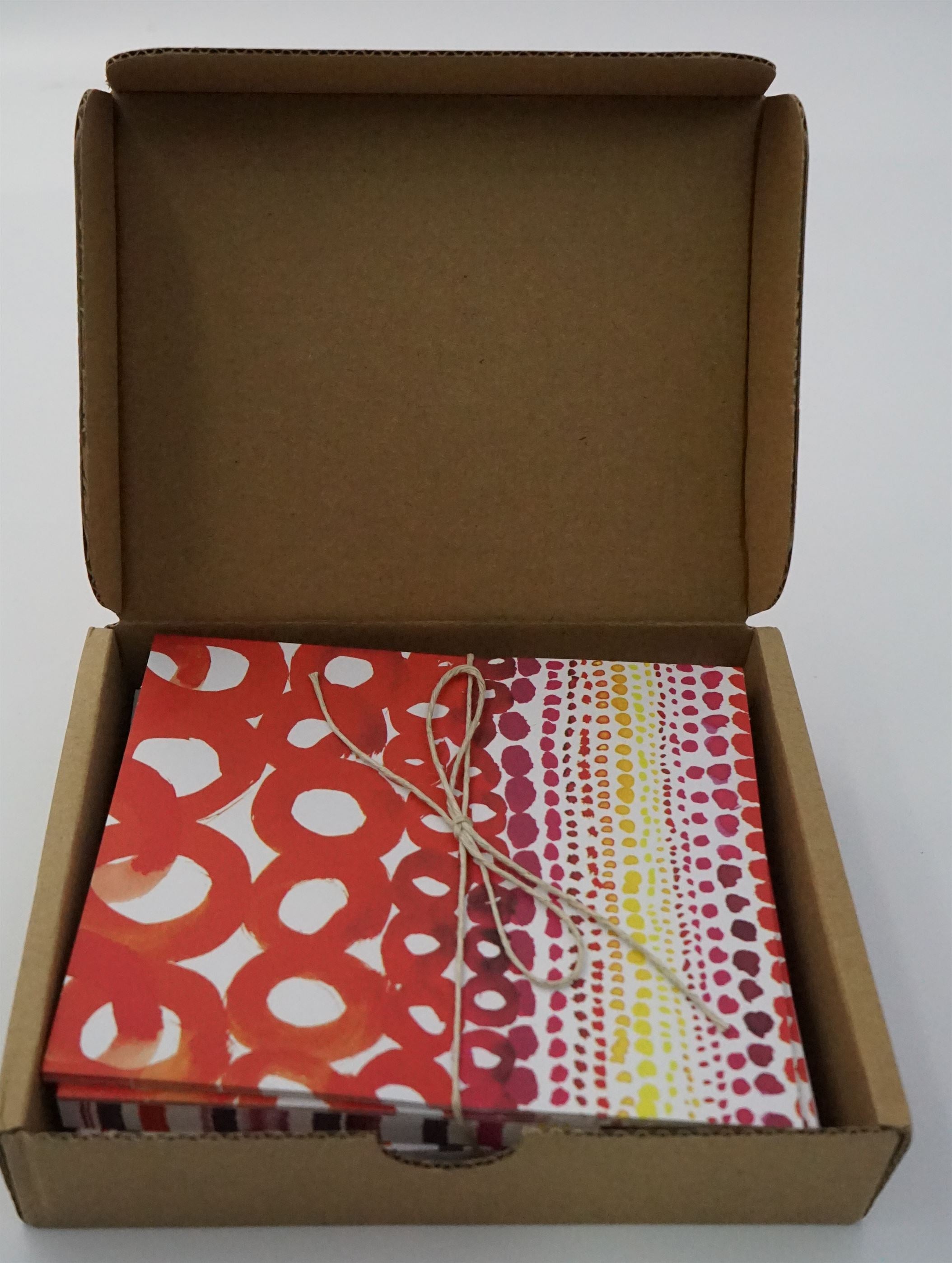 Translation missing: en.sections.featured_product.gallery_thumbnail_alt
