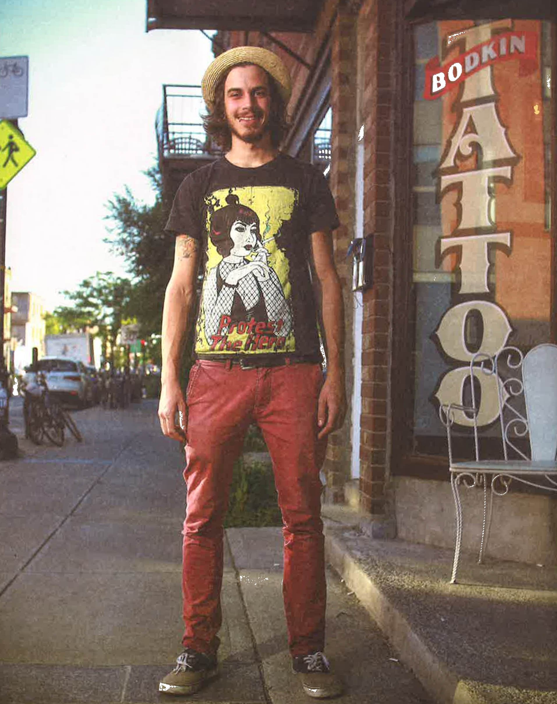 Translation missing: en.sections.featured_product.gallery_thumbnail_alt
