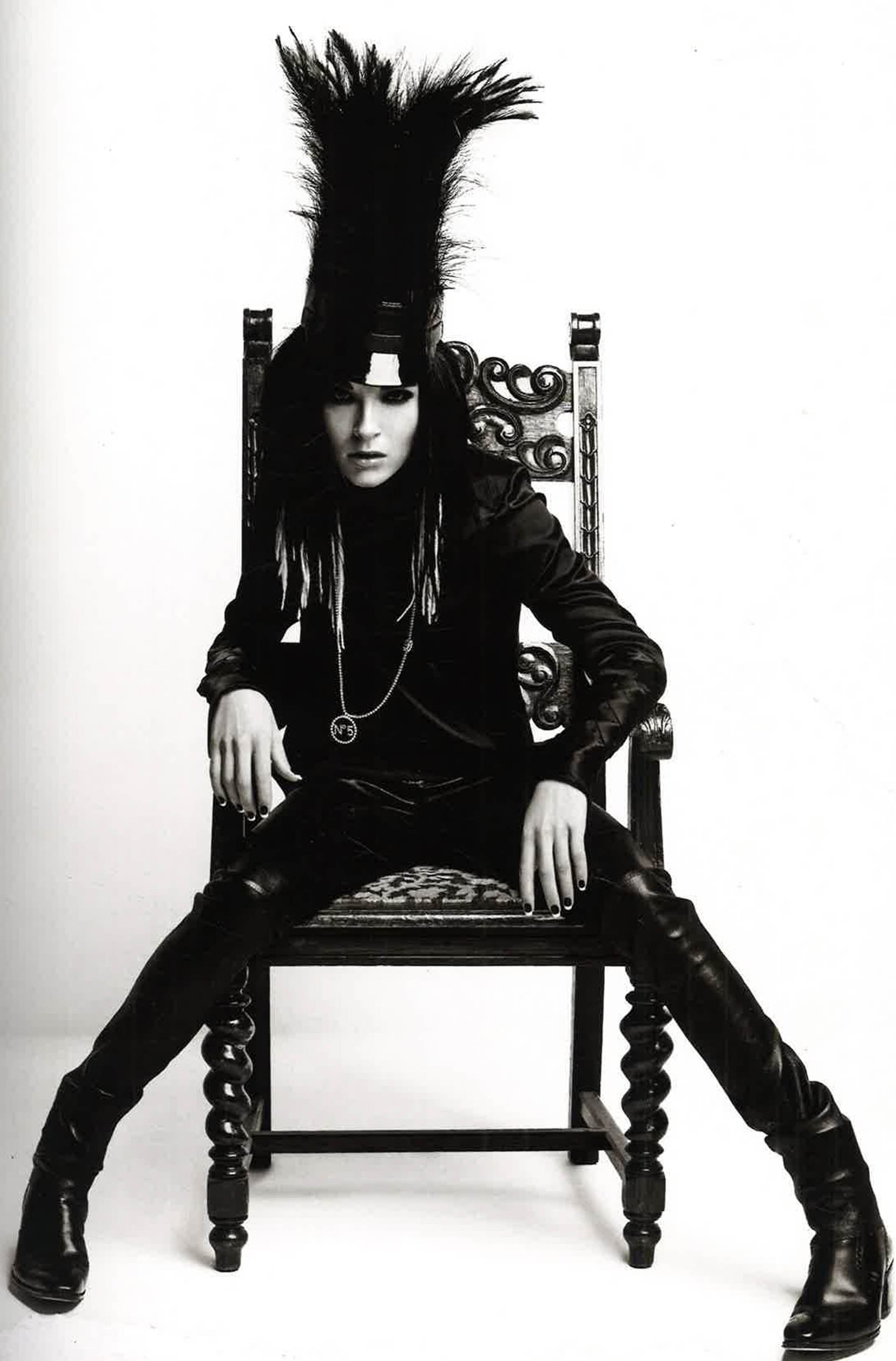 Translation missing: en.sections.featured_product.gallery_thumbnail_alt
