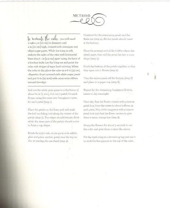 Cakes In Bloom: The Art Of Exquisite Sugarcraft Flowers