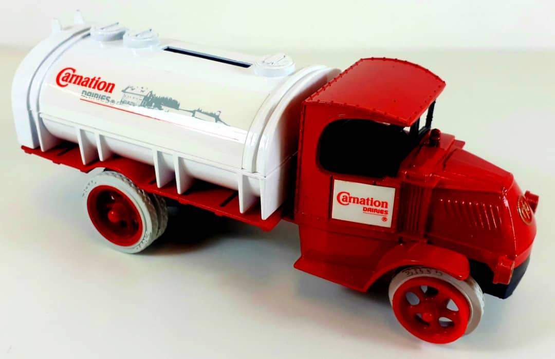 Carnation Dairies 1926 Mack Bulldog Tanker Bank MIB