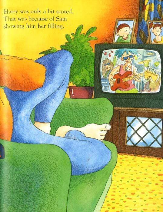 Harry And The Dinosaurs Say "Raahh!"