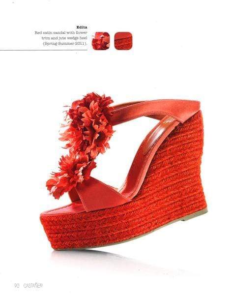 The Complete Book Of Shoes (Hb)