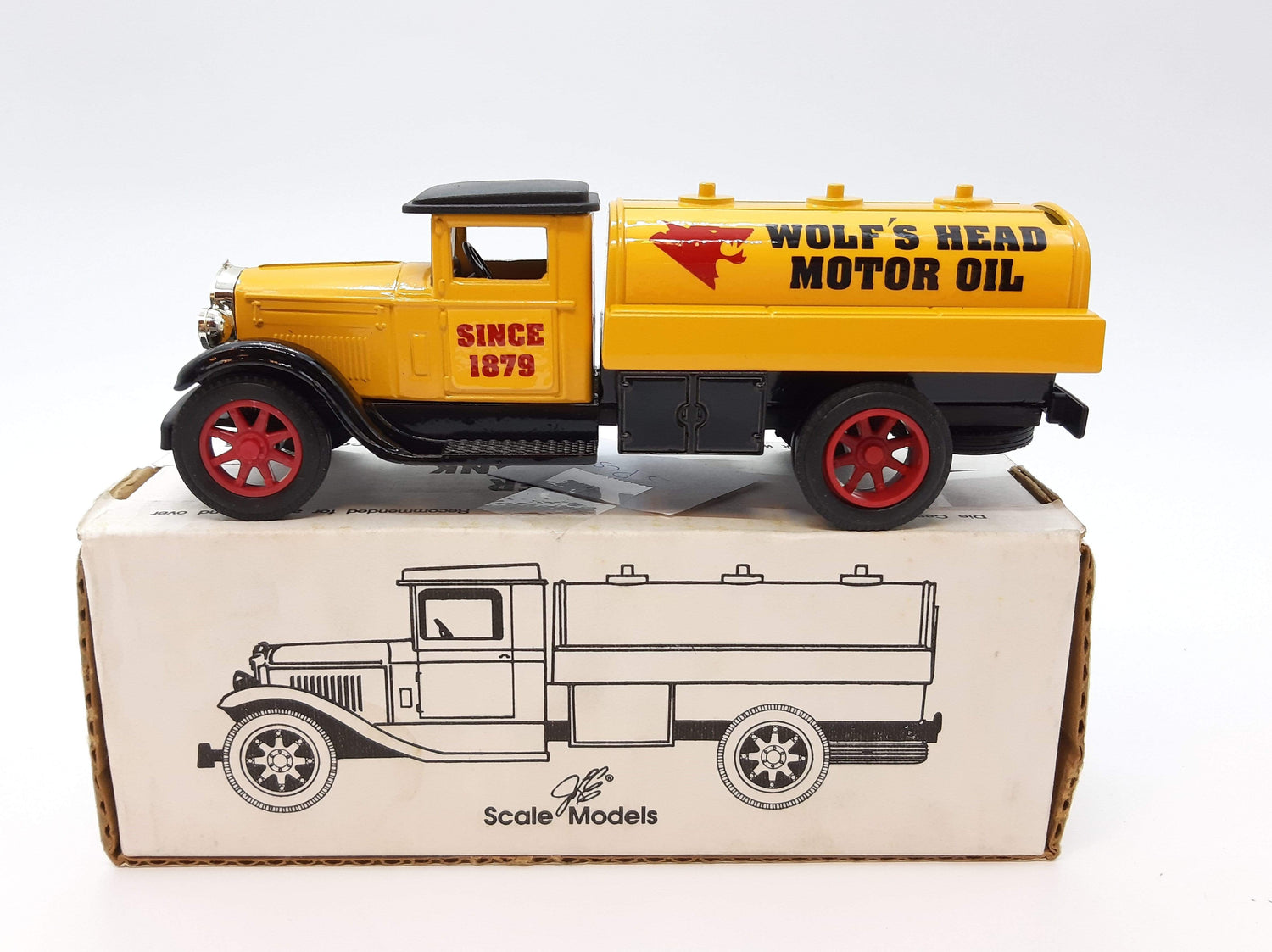 WOLF'S HEAD OIL TANKER TRUCK BANK